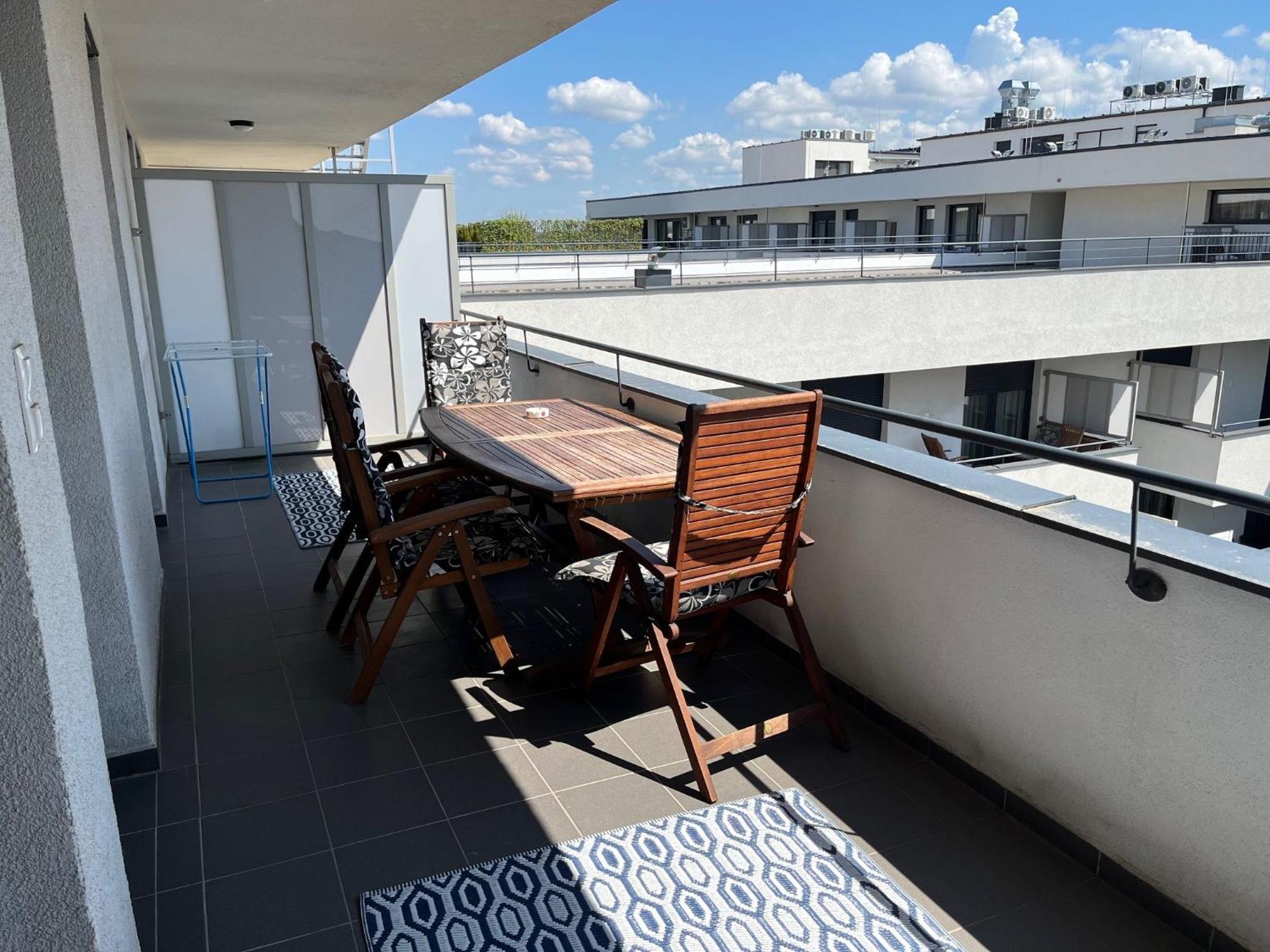 Brookforest Belvarosi Apartman Debrecen Exterior photo