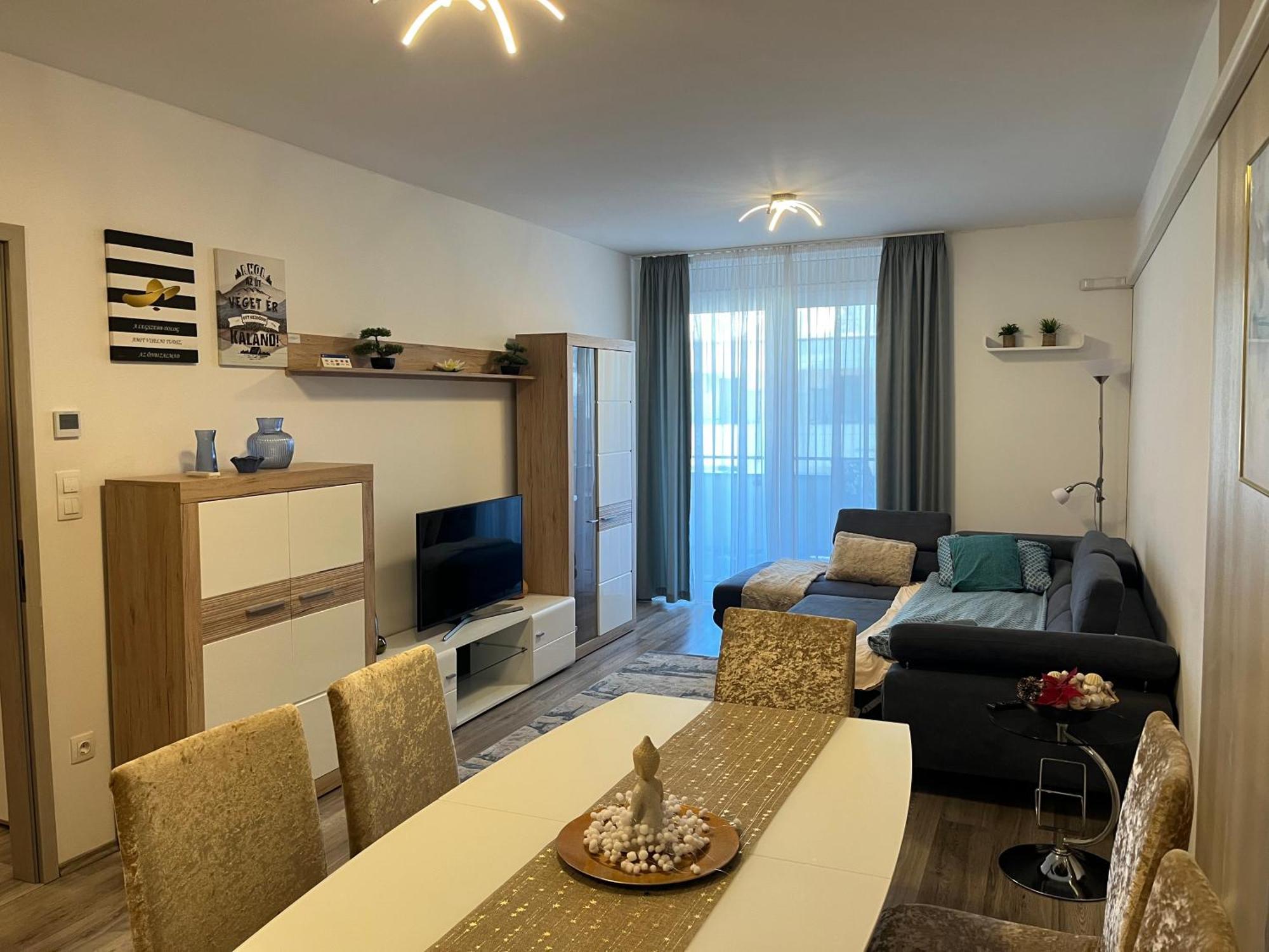 Brookforest Belvarosi Apartman Debrecen Exterior photo